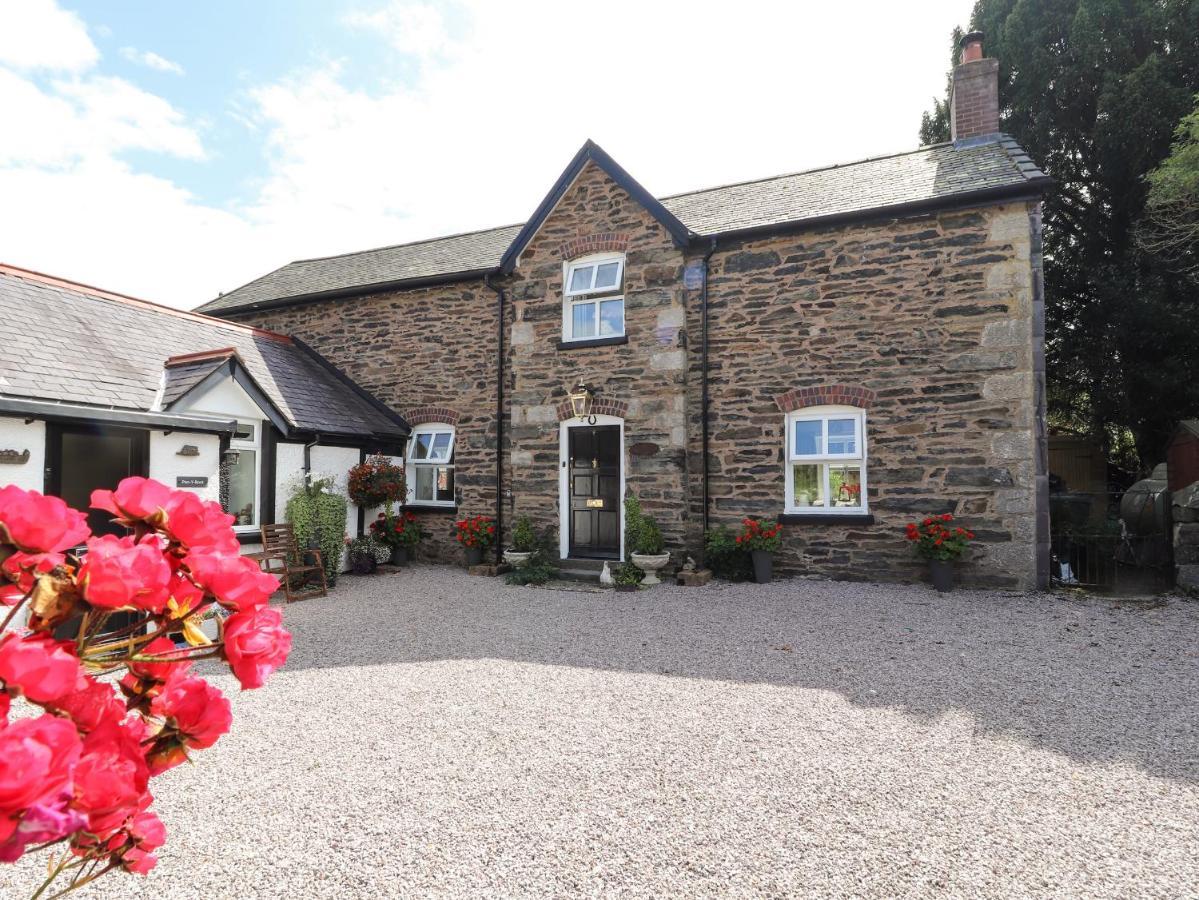 Pen Y Bont Villa Abergele Exteriör bild